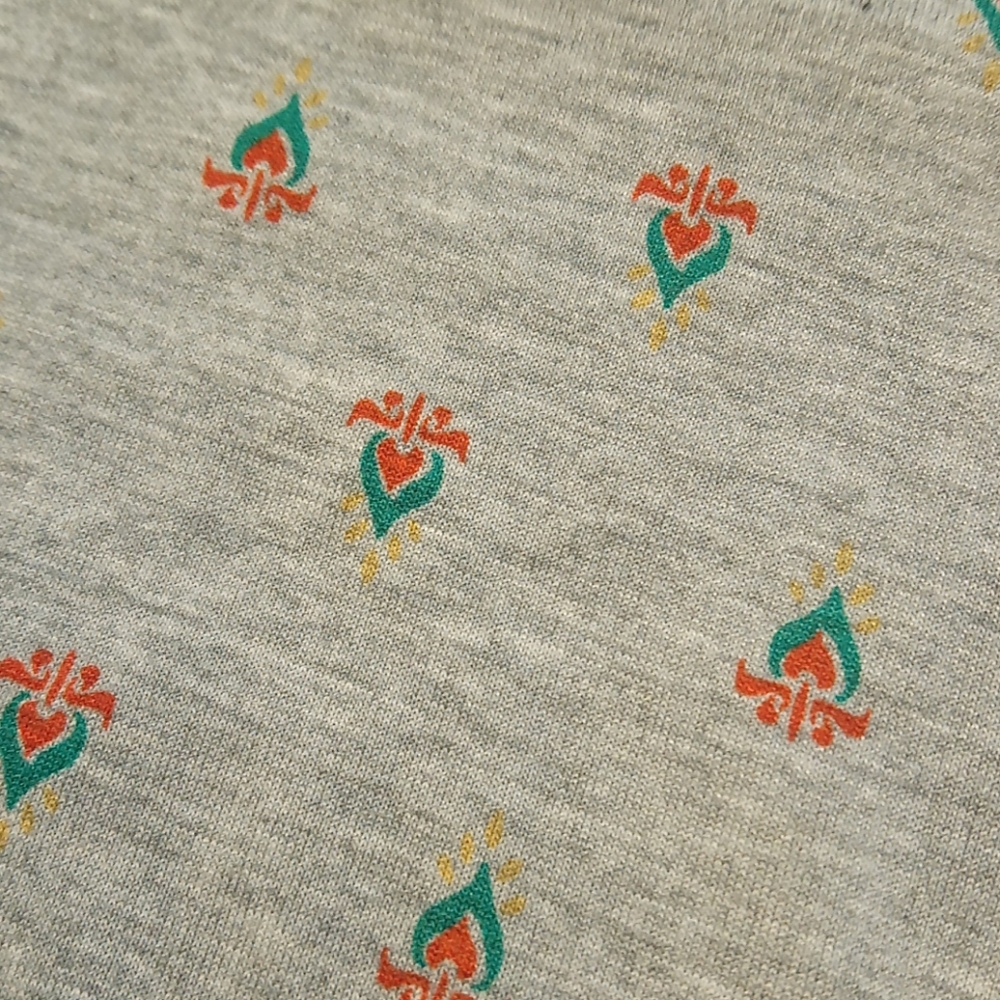 LuLaRoe Nwot women's Medium printed gray - Picture 5 of 6